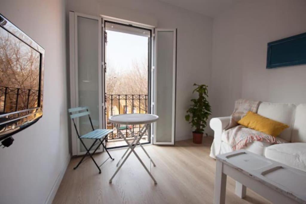 Casita De Las Puertas Centro Alameda Севилья Экстерьер фото