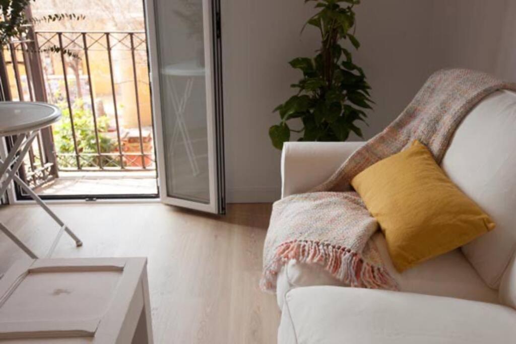 Casita De Las Puertas Centro Alameda Севилья Экстерьер фото